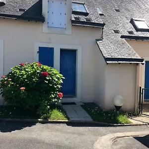  Hébergement de vacances Maison 800 M De La Plage